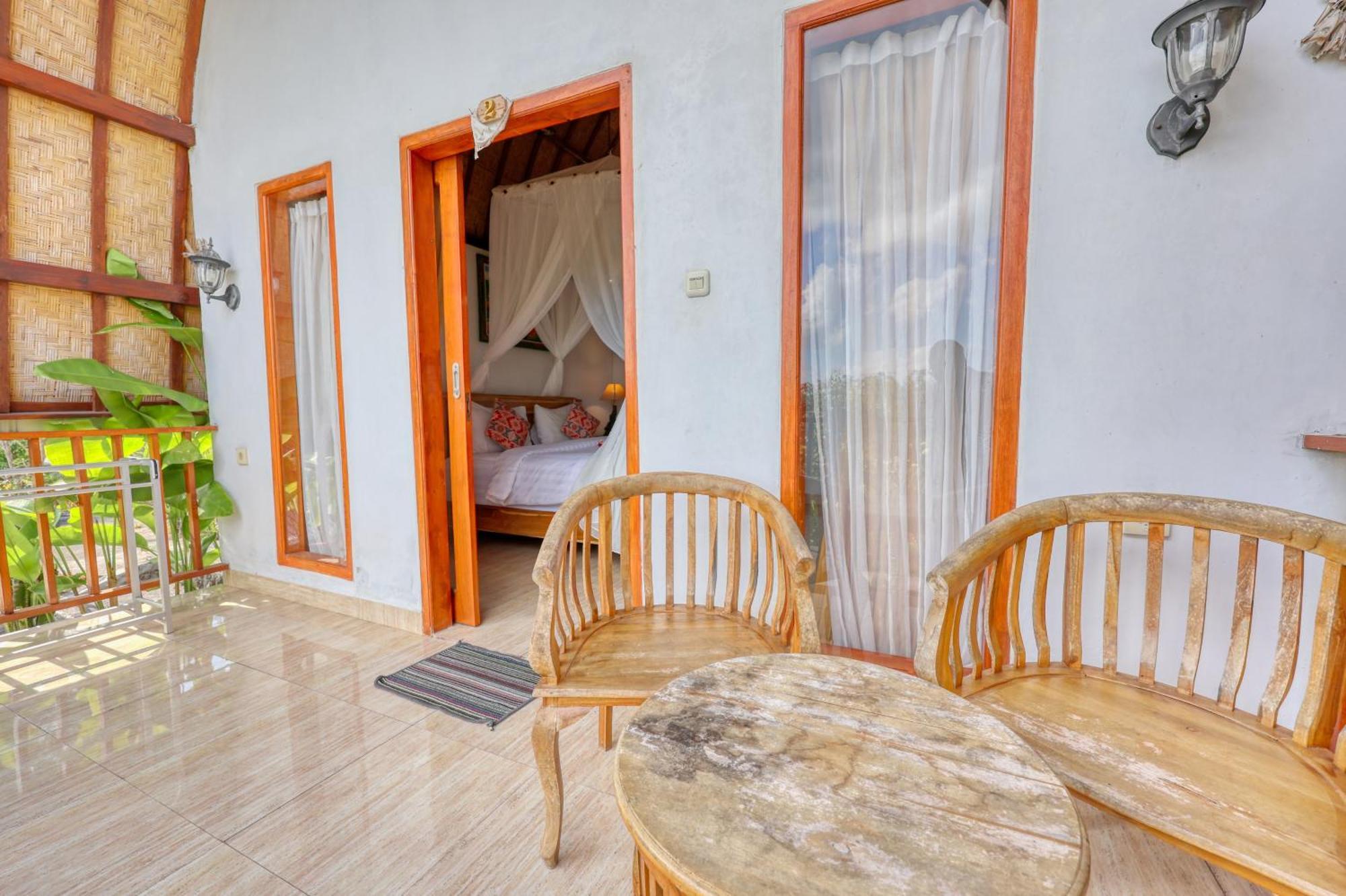 Bagia Bungalows Batumadeg Exterior foto