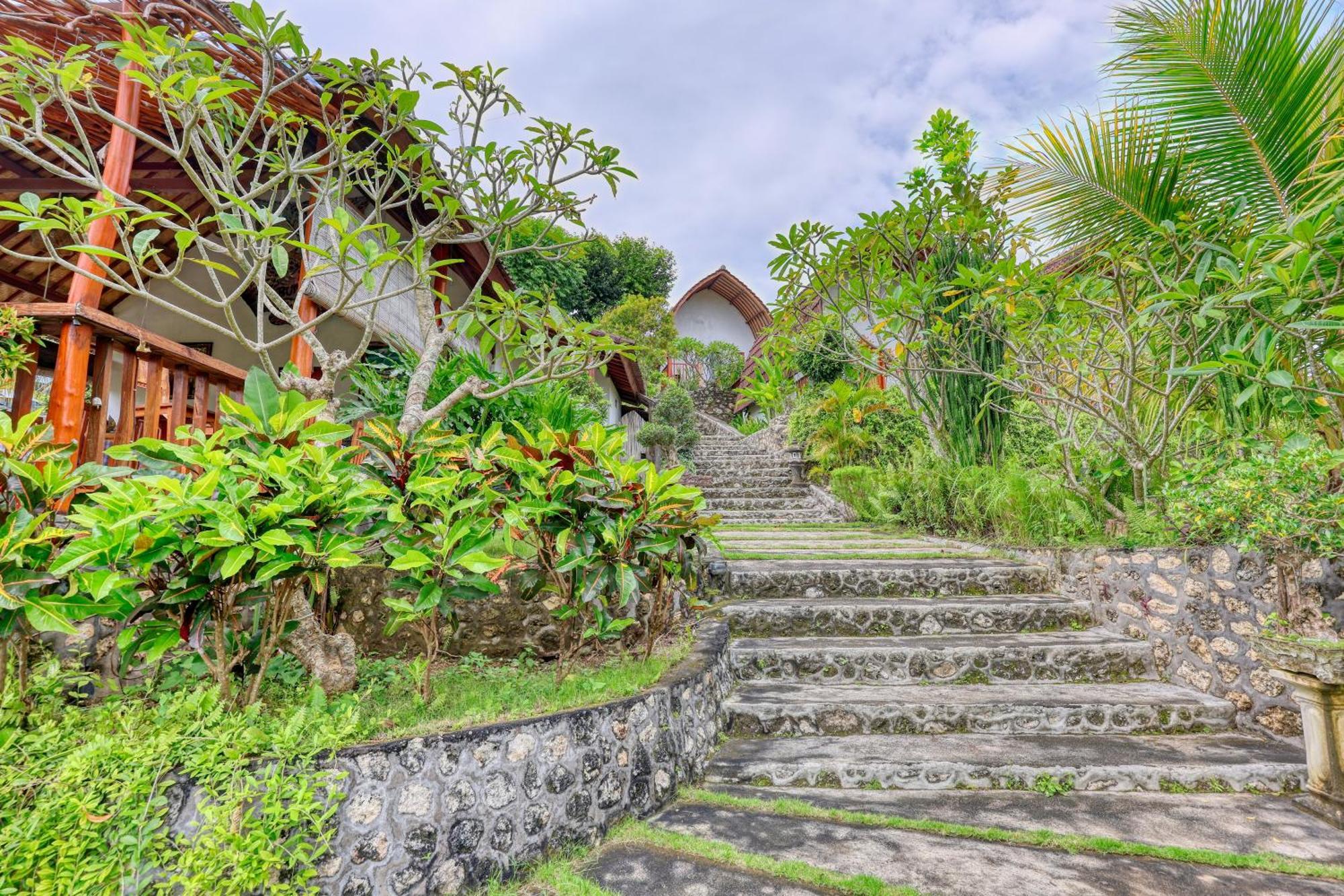Bagia Bungalows Batumadeg Exterior foto
