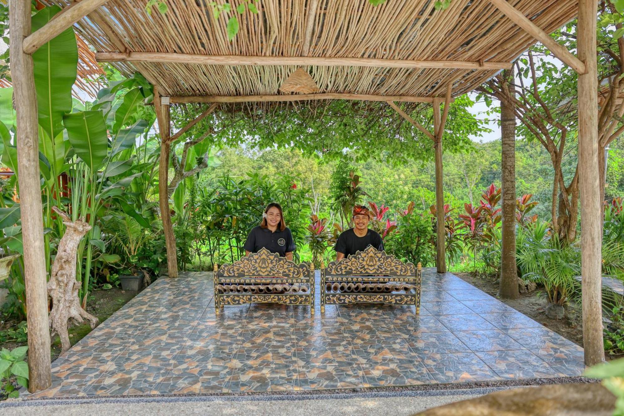 Bagia Bungalows Batumadeg Exterior foto