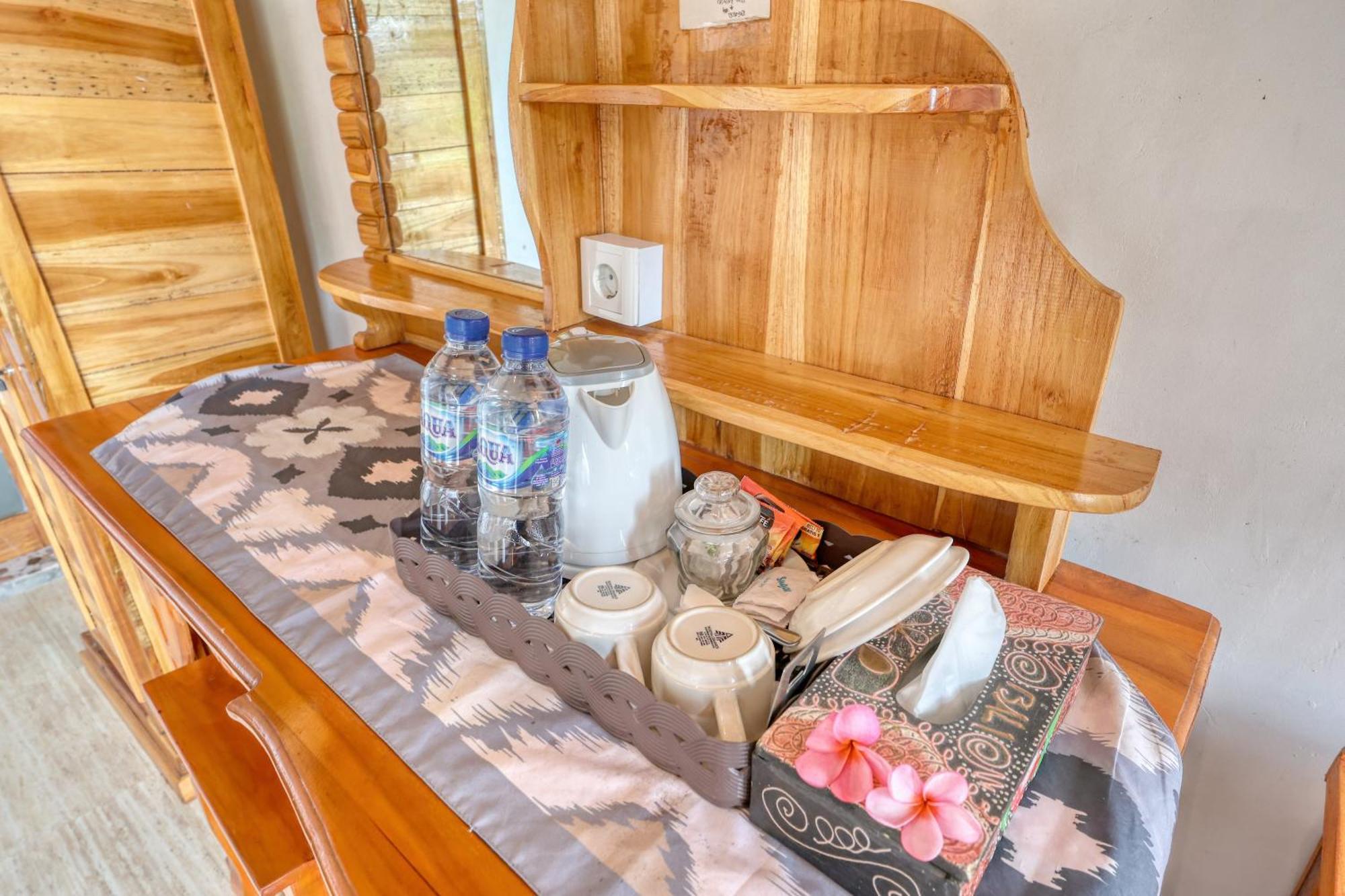 Bagia Bungalows Batumadeg Habitación foto